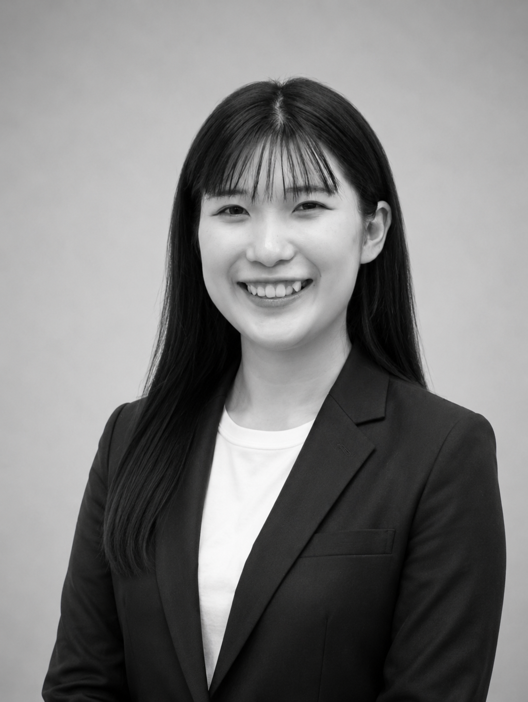 西塚 瑠依